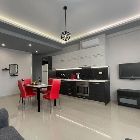 Maxim Deluxe Apartment Nea Alikarnassos Exterior foto
