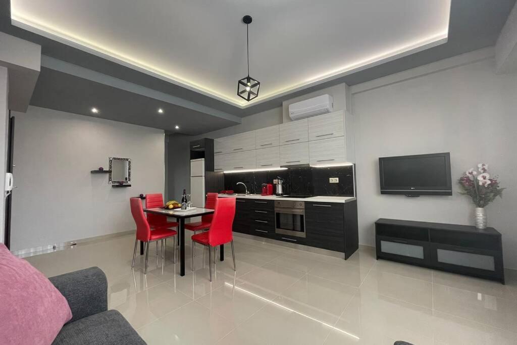 Maxim Deluxe Apartment Nea Alikarnassos Exterior foto